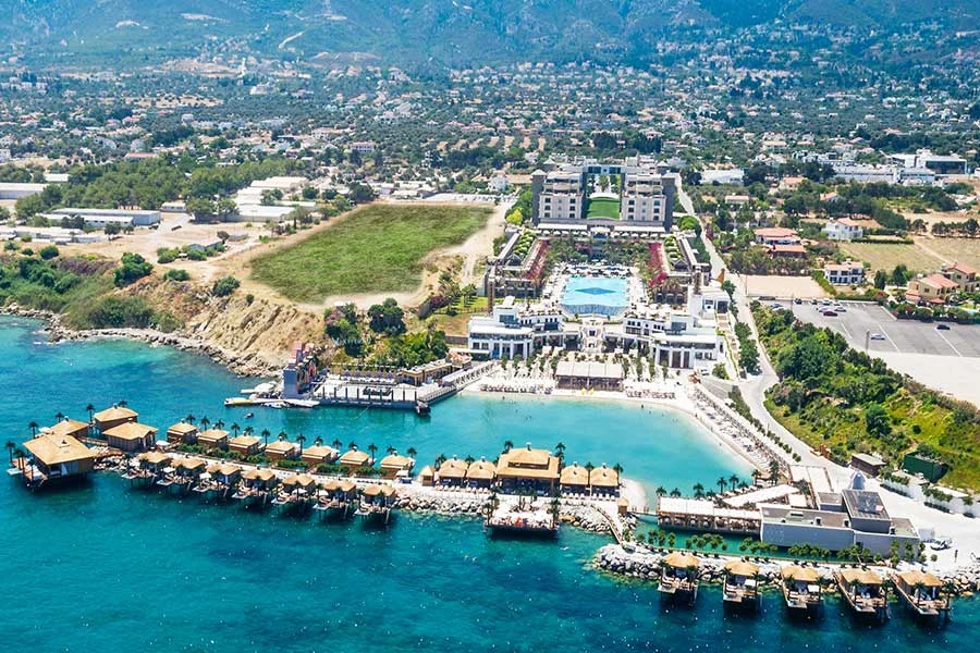 Port Cratos Gece Kulübü ve Deniz Üstü Lounge Barlar