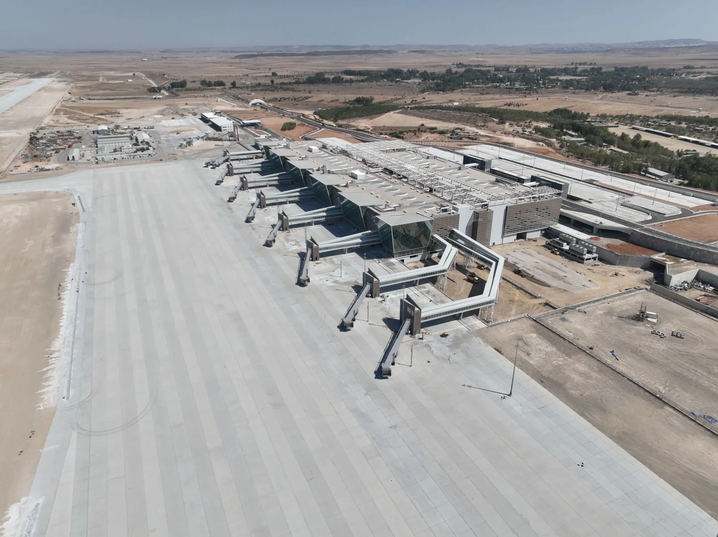 Ercan Havalimanı Yeni Terminal Binası İmkânları ve Giriş Kapıları