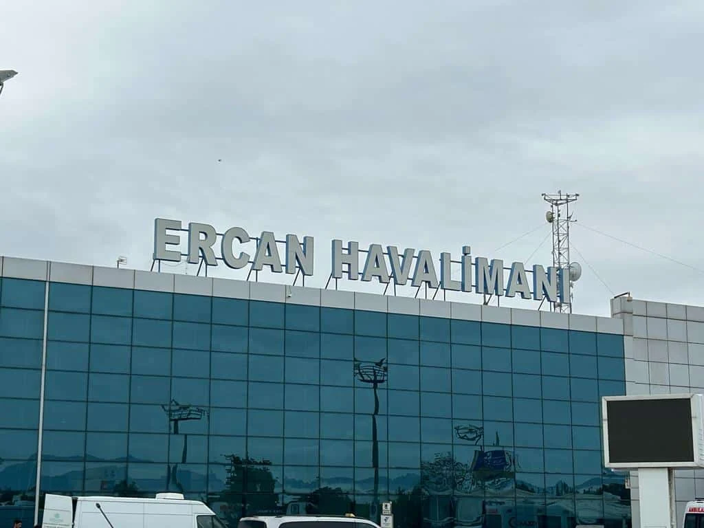 Ercan Havalimanı Şehir Merkezlerine Uzaklık ve Seyahat Süreleri