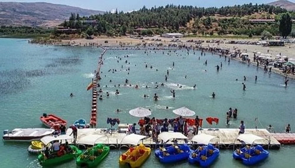 Gazimağusa Kocareis Plajı ve Su Sporları Tesisi İç Görsel 2