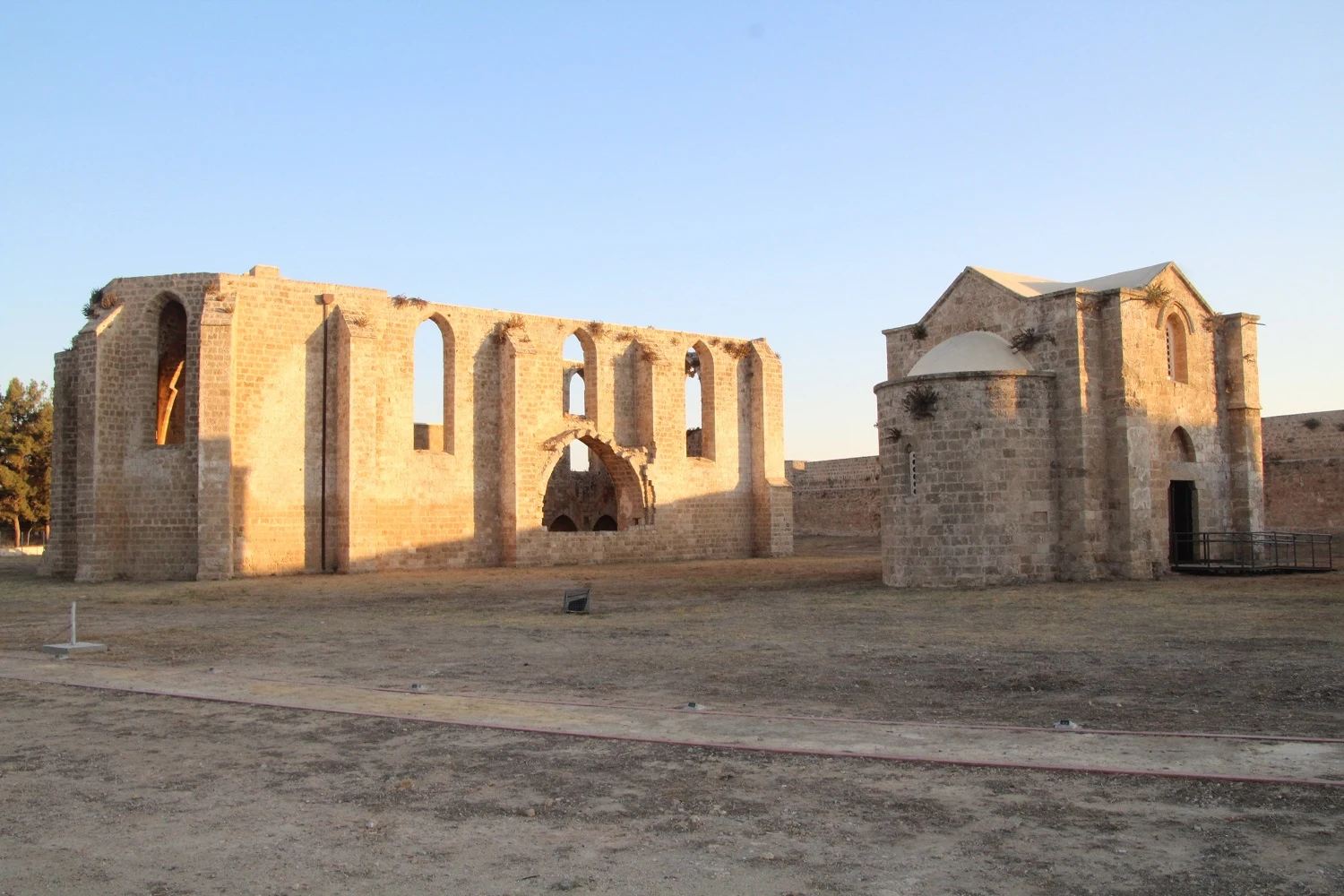 Gazimağusa Martinengo Bastiyonu ve Tarihi Surlar İç Görsel 1