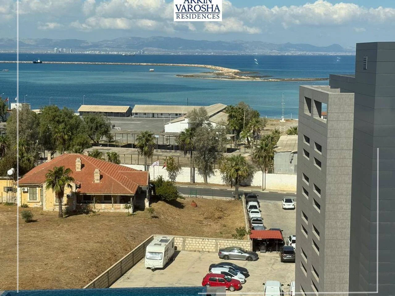 Palm Beach Sahil Otelleri Havuz ve Güneşlenme Terasları