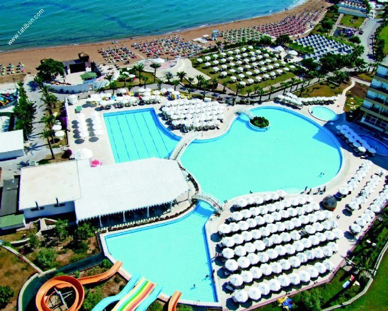 Girne Acapulco Resort Beach (Uzun Kumsal ve Dalga Koyu)