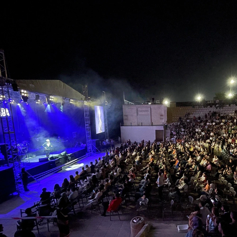 Girne Açık Hava Amfi Tiyatro Gece Konserleri ve Biletler - Atmosfer ve Eğlence