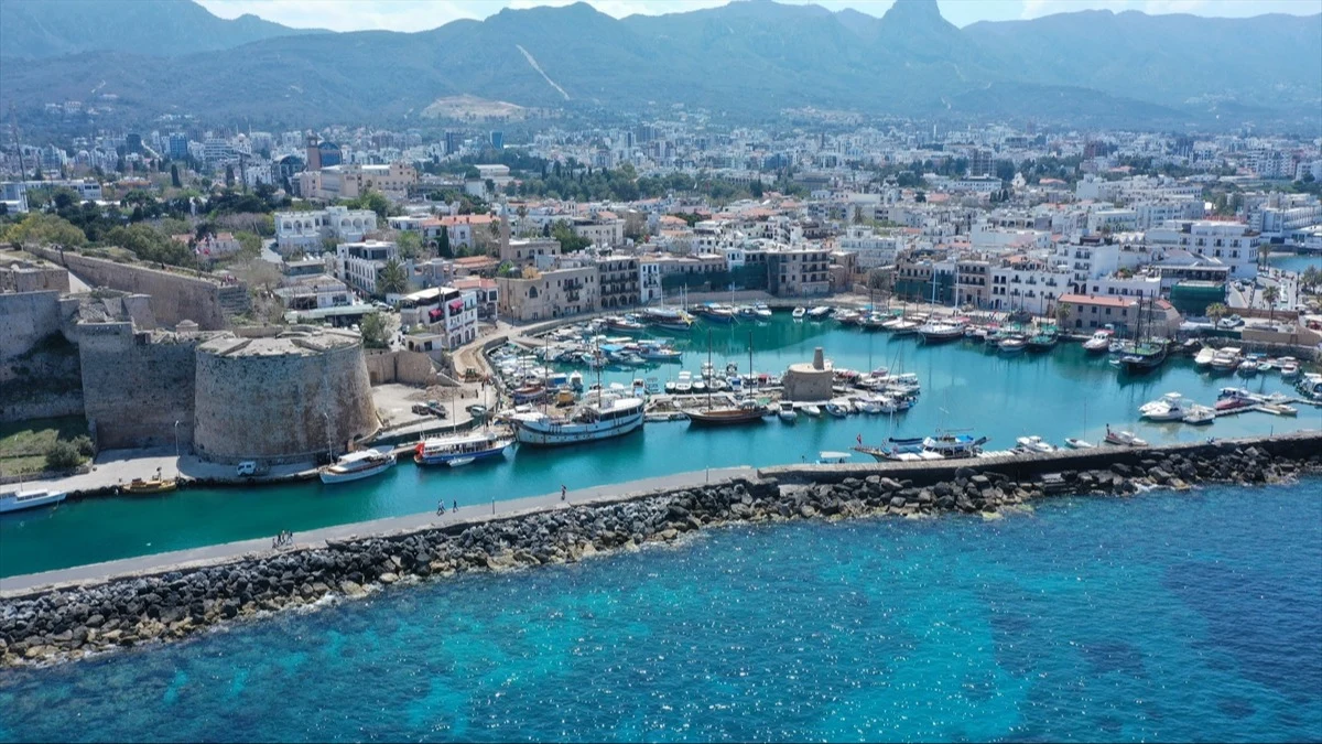 Girne Antik Liman ve Yürüyüş Alanı Park Etme Rehberi