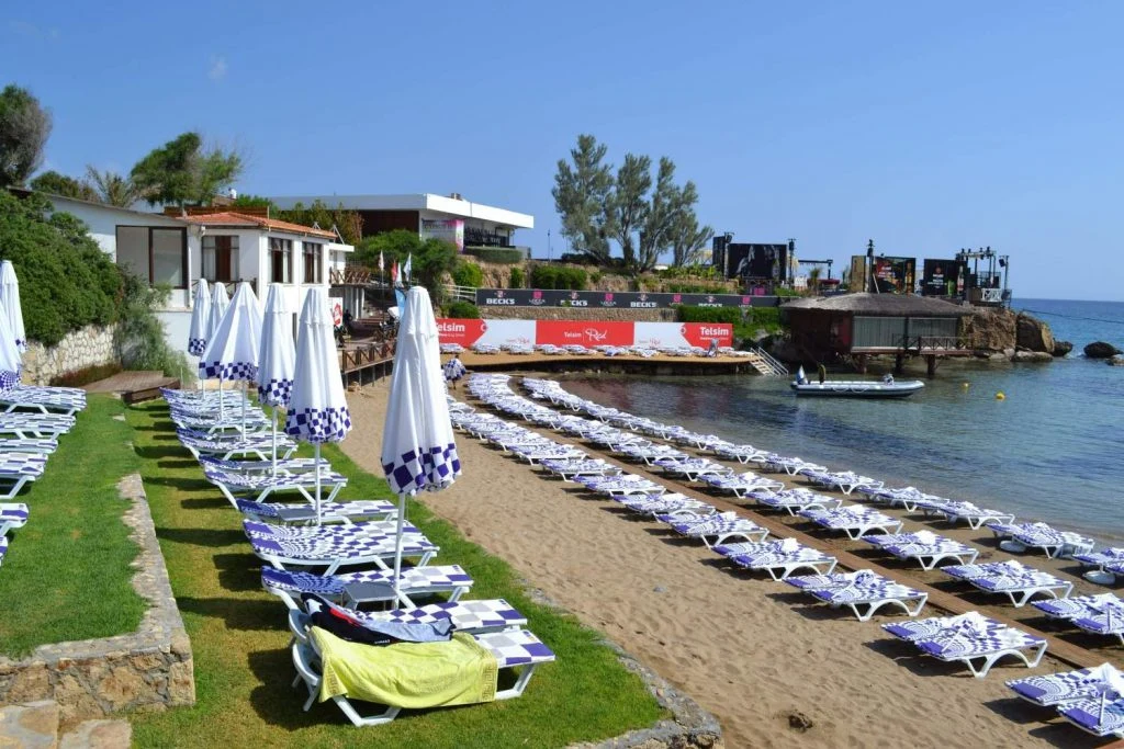 Girne Bella Marin Beach Club (Liman Yakını Şehir Plajı) İç Görsel 2