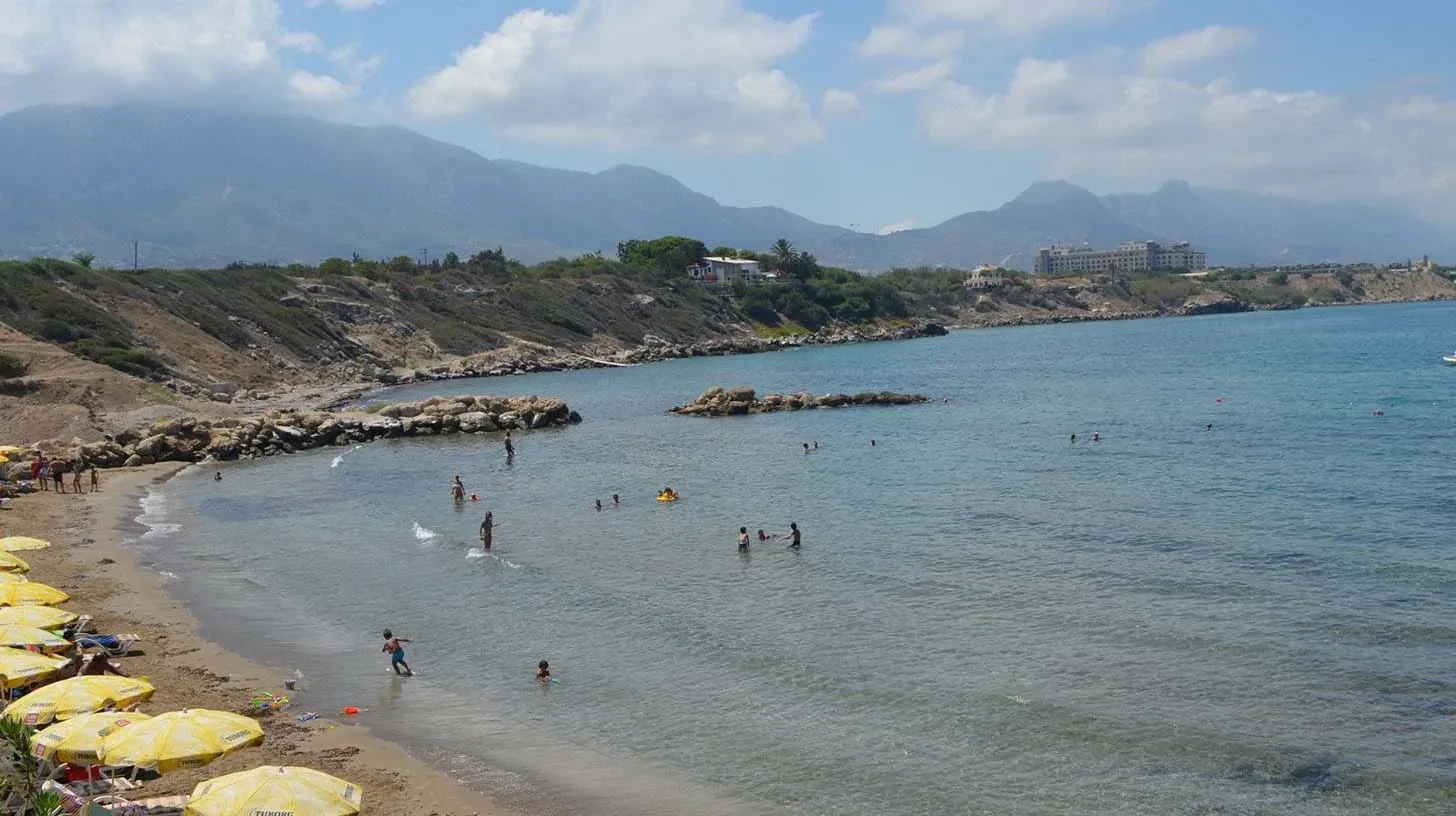 Girne Diana Beach (Özanköy Kumsal Koyu) İç Görsel 2