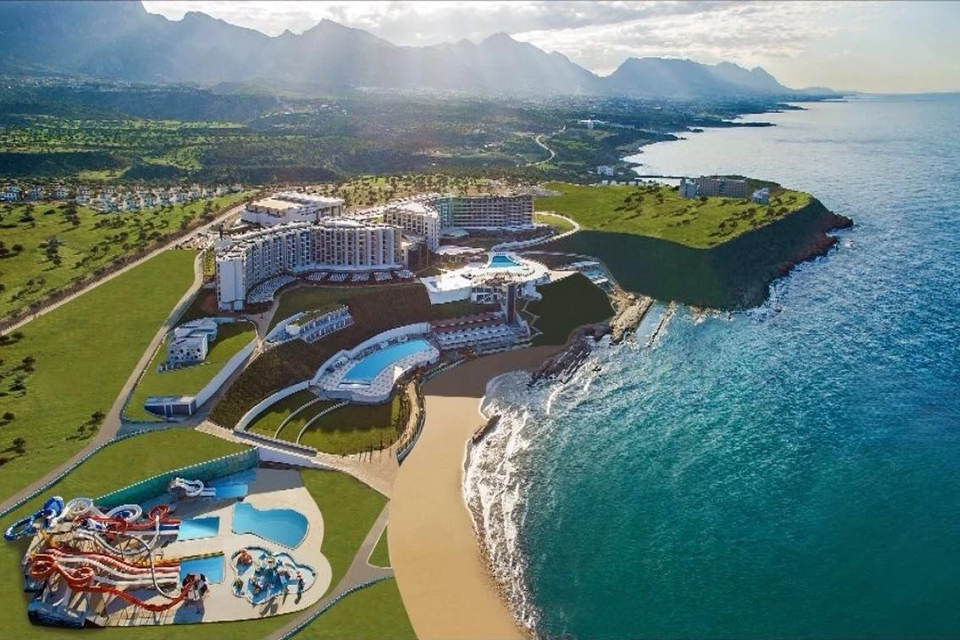 Girne Elexus Hotel Sahil ve Aquapark Plajı