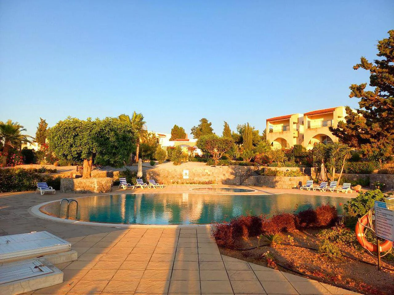 Girne Esentepe Bölgesi Golf ve Doğa Otelleri Rehberi