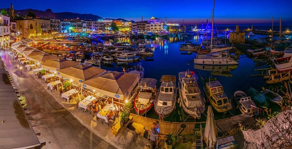 Girne Gece Hayatı Rehberi 2026: En Popüler Mekanlar ve Kulüpler - Atmosfer ve Eğlence