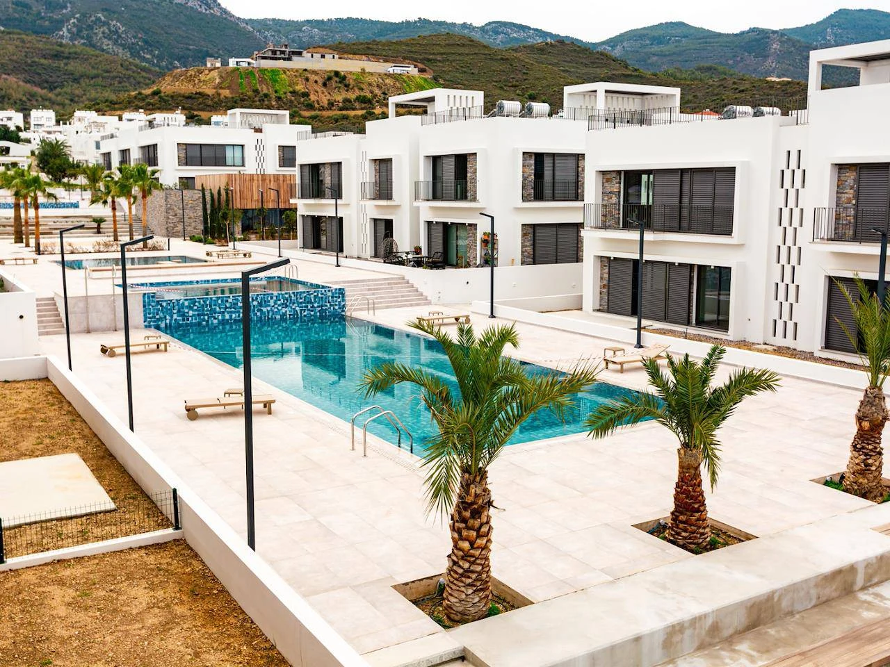 Girne Karşıyaka Sakin Tatil Beldesinde Huzurlu Otel Önerileri