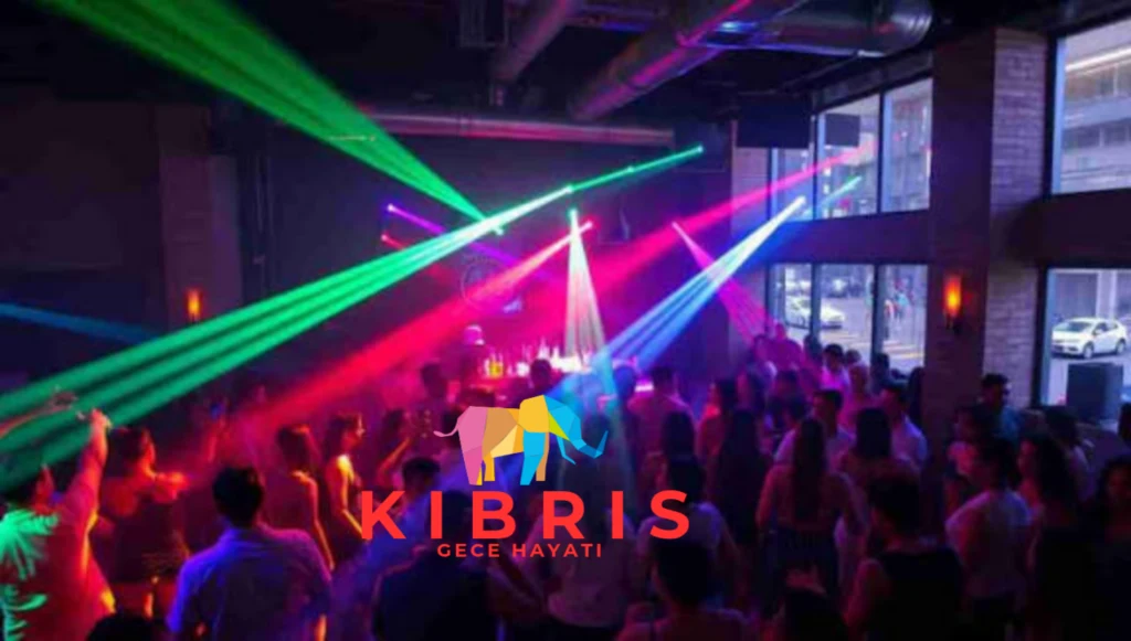 Girne Limanı ve Kordonboyunda Canlı Akustik Müzik