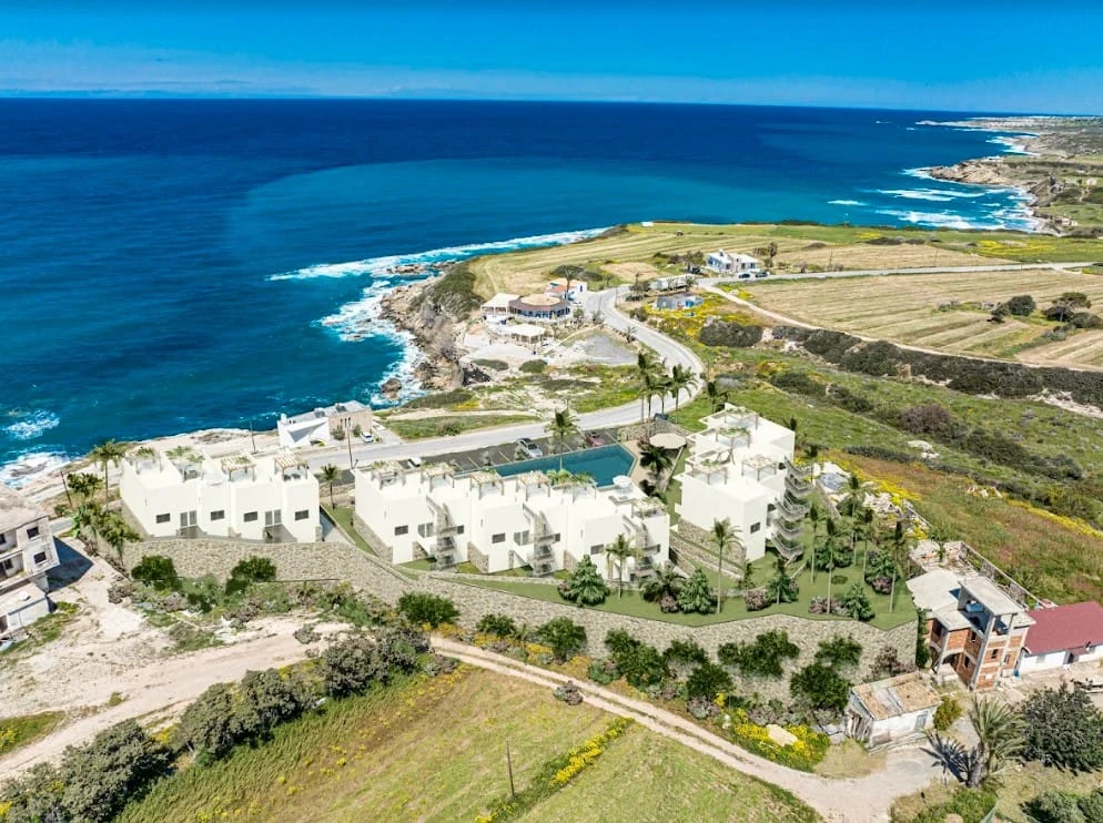 Girne Küçük Erenköy Kumsalı ve Balıkçı Limanı İç Görsel 1