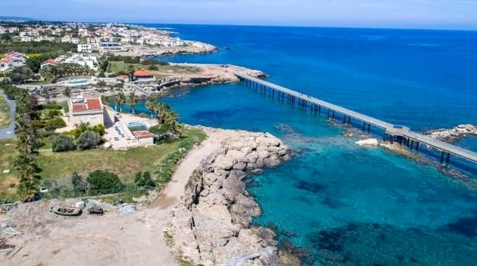 Girne Lapta Sahil Yolu İskele Yüzme Noktaları