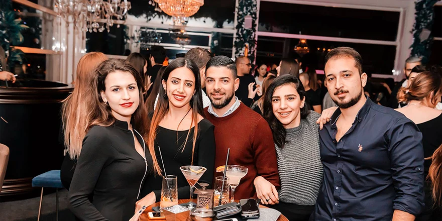 Girne Retro Lounge & Bar: 80'ler ve 90'lar Müzik Geceleri