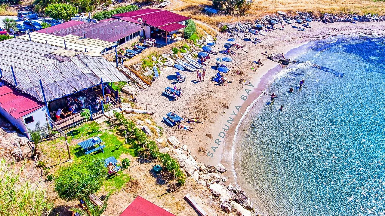 Girne Sardunya Bay (Lapta Saklı Şirin Deniz Koyu)