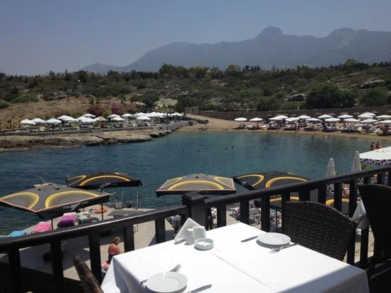 Girne Shayna Beach Club (Çatalköy Balık & Deniz Keyfi) İç Görsel 1