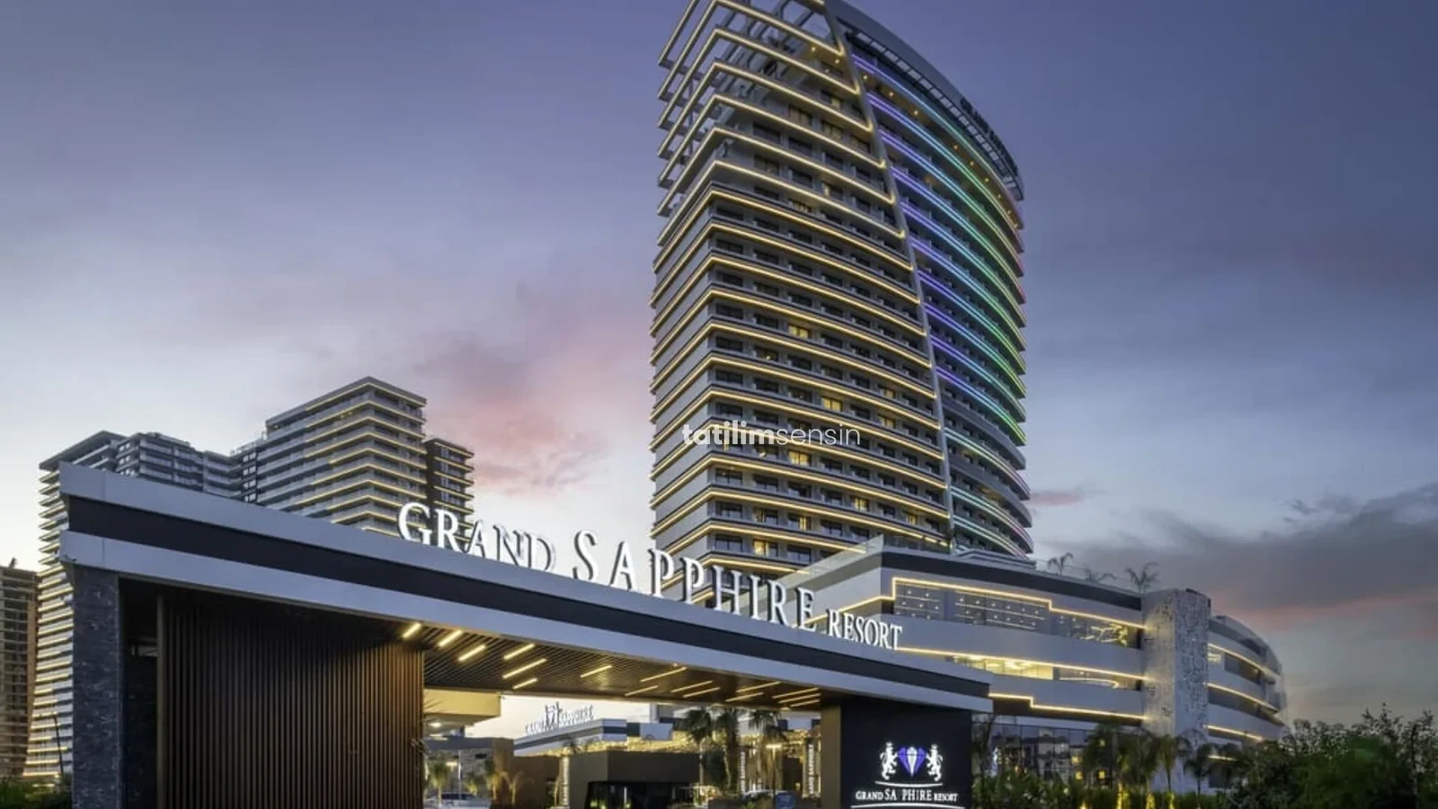 Grand Sapphire Resort İskele Havuz ve Sahil
