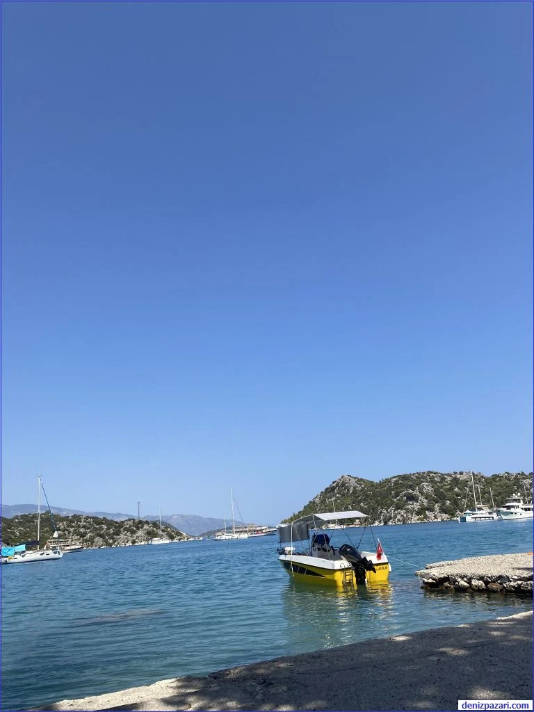 İskele Boğaz Yatkenti ve Balıkçı Tekne Gezileri İç Görsel 1