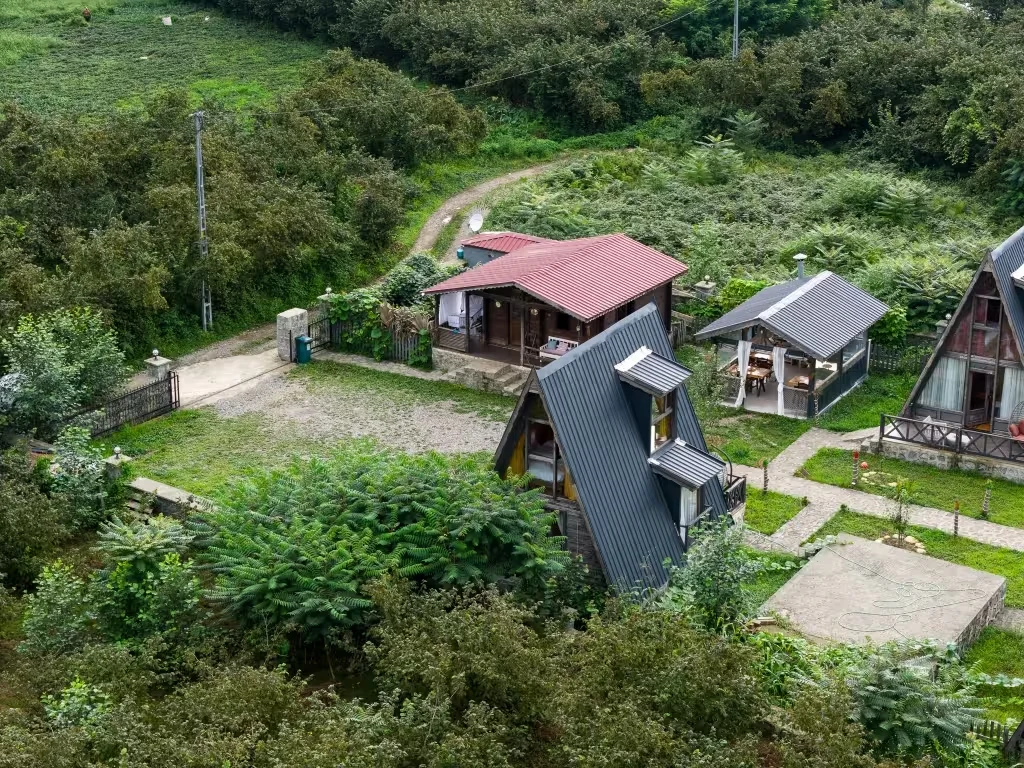 İskele Botanik Tatil Köyleri Havuz ve Güneşlenme Terasları