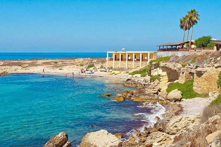 Karpaz Dipkarpaz ve Altınkum Plajı Yakını Doğa Evleri ve Pansiyonlar