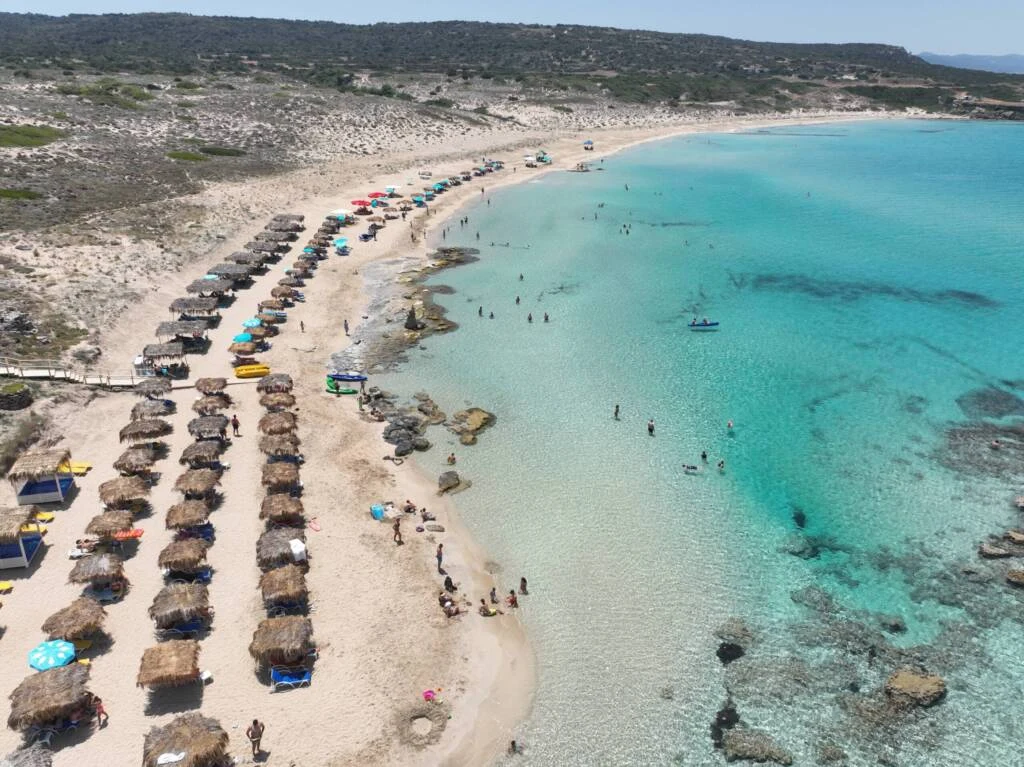 Karpaz Ayfilon Plajı (Dalga ve Doğa Harikası)