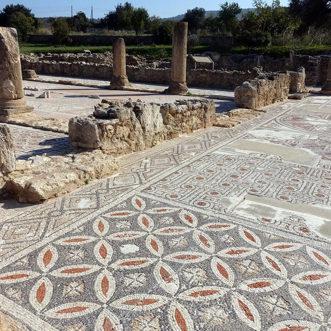 Karpaz Sipahi Köyü Ayios Trias Bazilikası ve Mozaikleri
