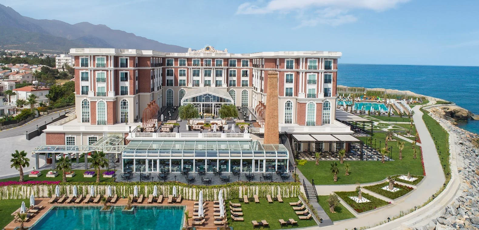 Kaya Palazzo Girne 2026 Fiyatları ve İnceleme