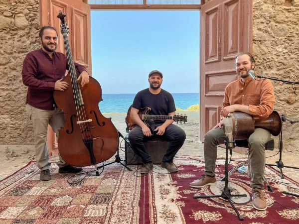 Kıbrıs Akustik Müzik ve Caz Barları Rehberi 2026