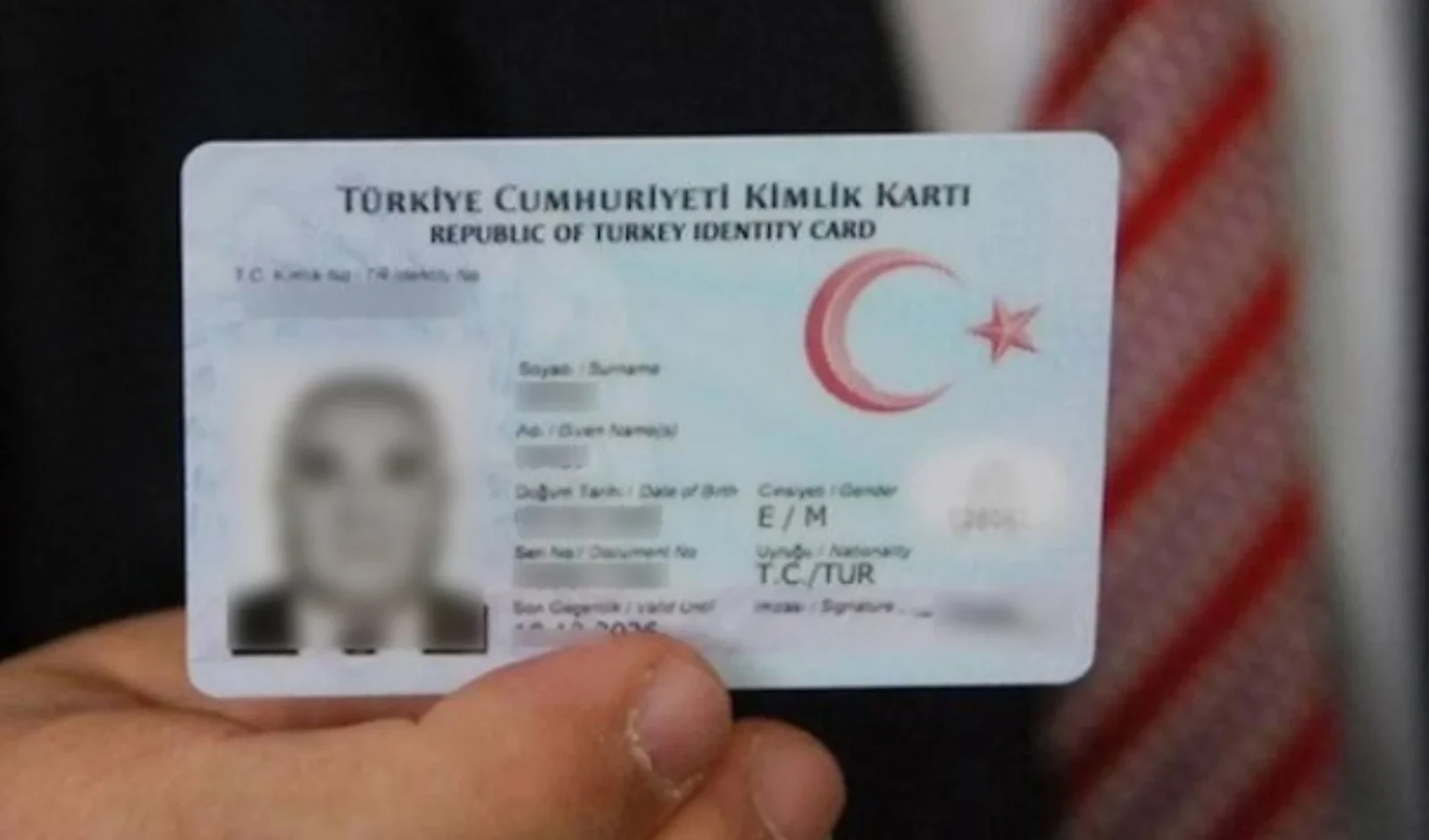 Kıbrıs Girişinde Eski Tip T.C. Kimlik Geçerli mi? (Çipli Kimlik Zorunluluğu)