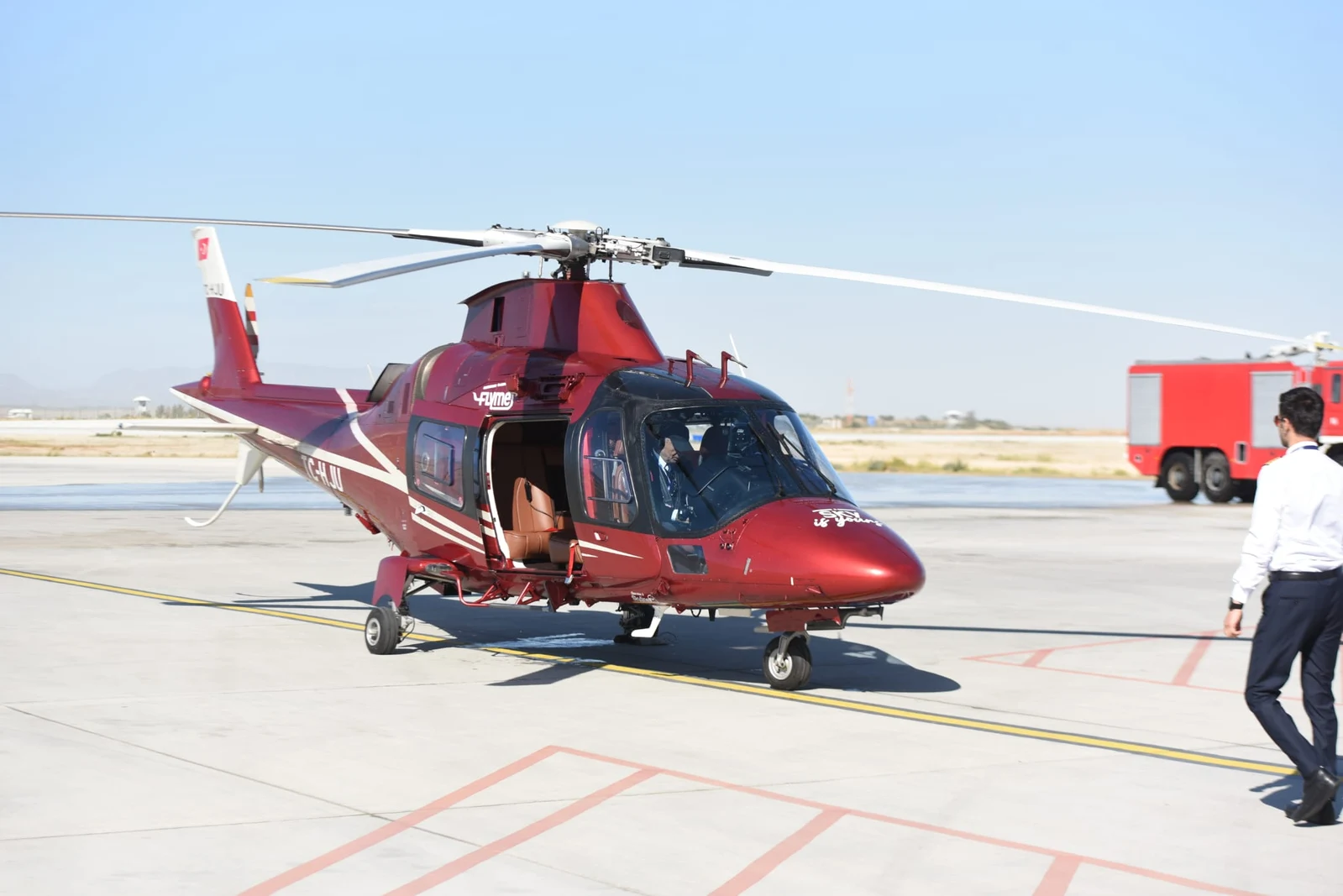 Helikopter Transferli Prestij Oteller Havuz ve Güneşlenme Terasları