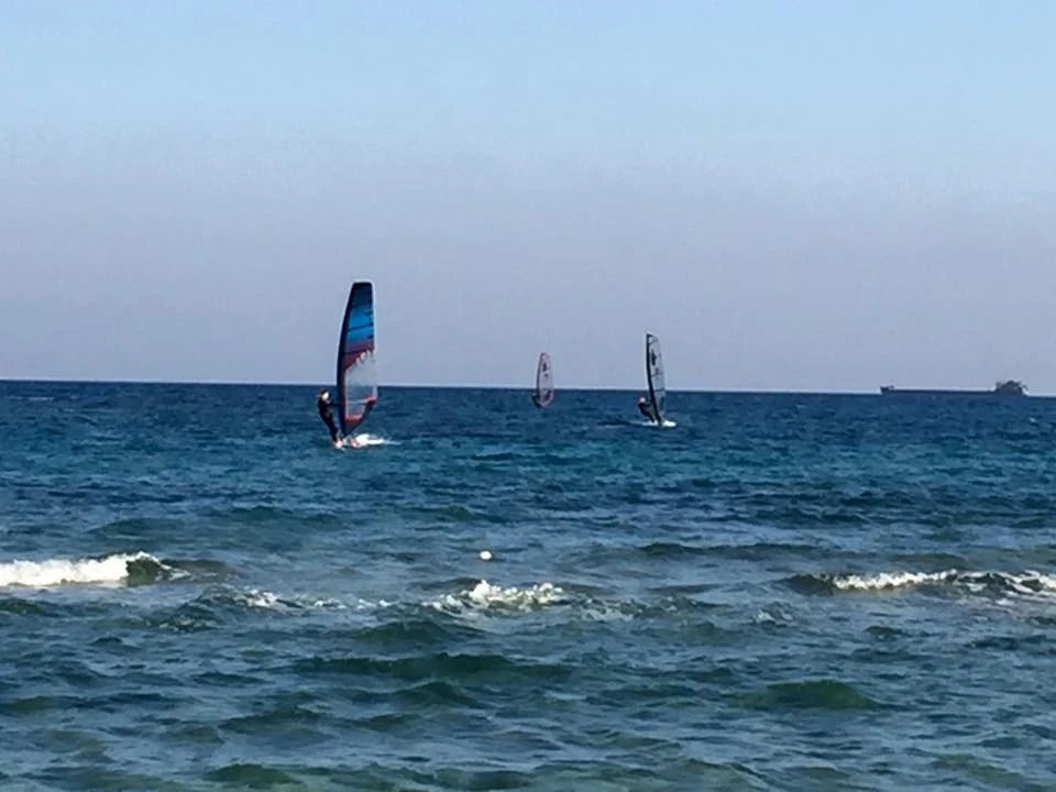Kıbrıs Rüzgar Sörfü (Windsurfing) ve Kitesurf Merkezleri