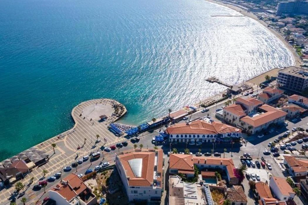 Rüzgar Sörfü ve Su Sporları Otelleri Tesis Mimarisi ve Genel Atmosfer