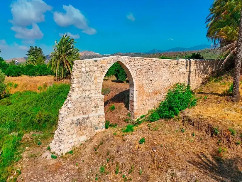 Kıbrıs Tarihi Su Kemerleri (Lefkoşa ve Gazimağusa Su Yolları)