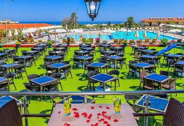 Kıbrıs Tenis Kortlu ve Spor Tesisli Aktivite Otelleri