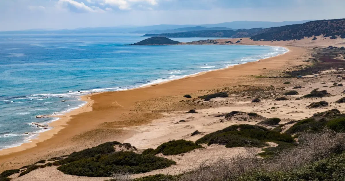 Kıbrıs'ın En Güzel Plajları ve Gizli Koyları (2026 Deniz Rehberi) İç Görsel 2