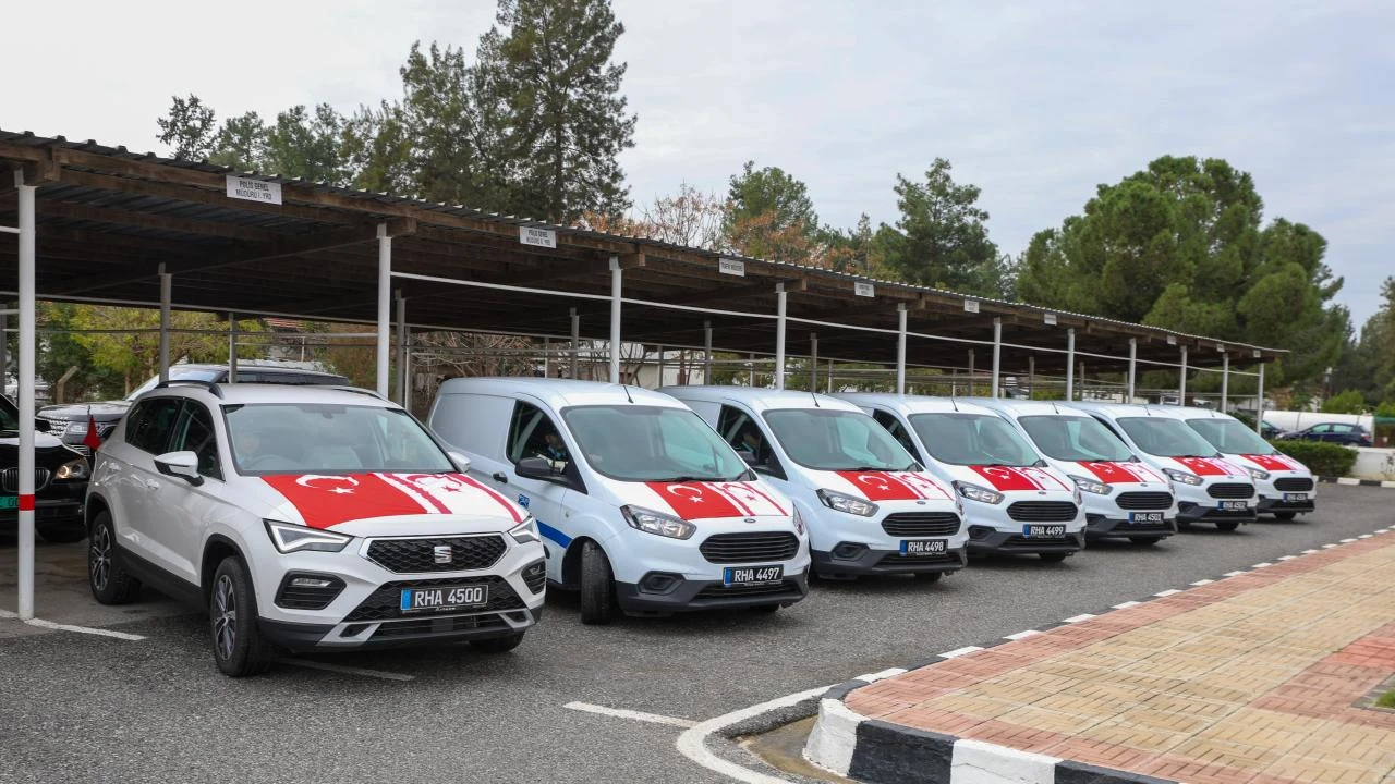 Kıbrıs'ta T.C. Ehliyeti Geçerli mi? (Araç Kiralama Şartları 2026)