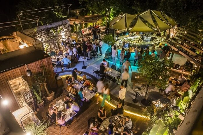 Lefkoşa Avenue Dereboyu Gece Müzik ve Kokteyl Noktaları - Mekan ve Gece Görseli