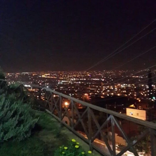 Lefkoşa Avenue Dereboyu Gece Müzik ve Kokteyl Noktaları - Atmosfer ve Eğlence