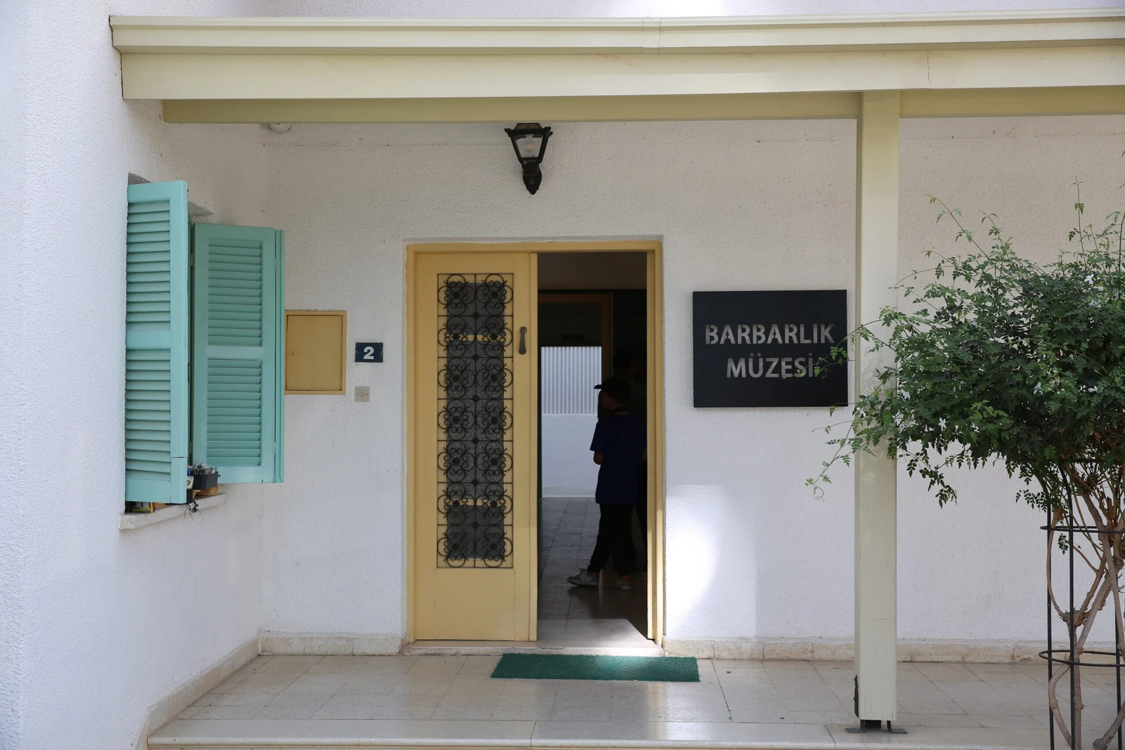 Lefkoşa Barbarlık Müzesi ve Tarihi Anıt Rehberi İç Görsel 1
