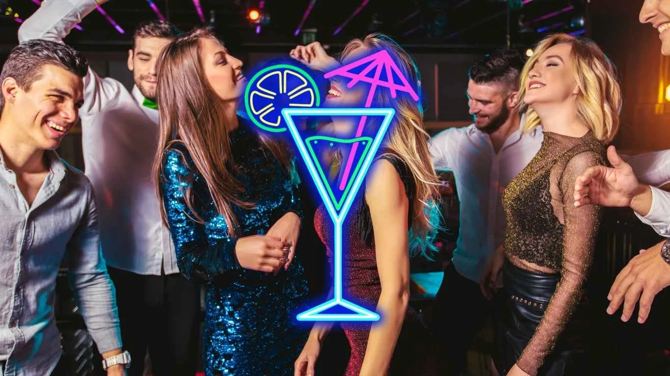 Lefkoşa Dereboyu Gece Hayatı: Publar, Kafeler ve Canlı Müzik - Atmosfer ve Eğlence