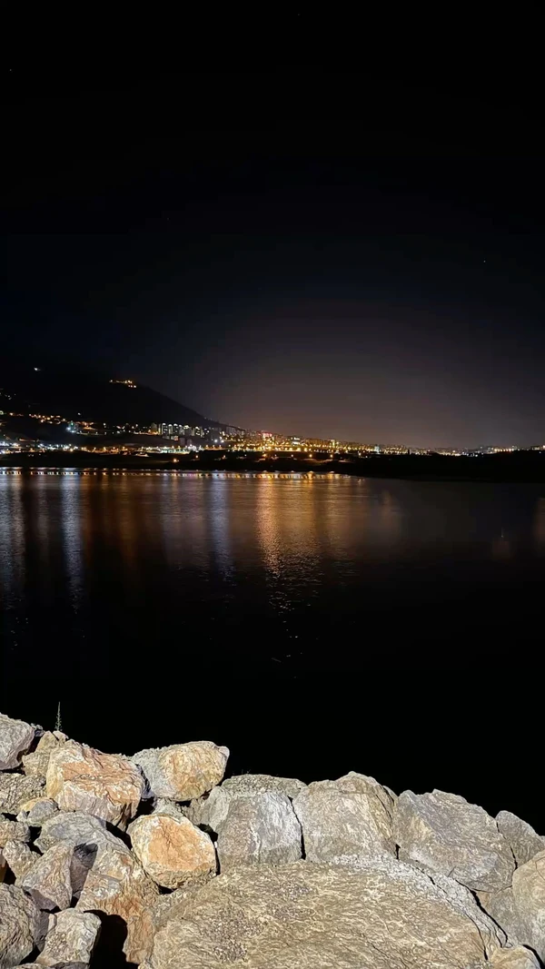 Lefkoşa Kumsal Park Bölgesi Akşam ve Gece Kafeleri - Atmosfer ve Eğlence