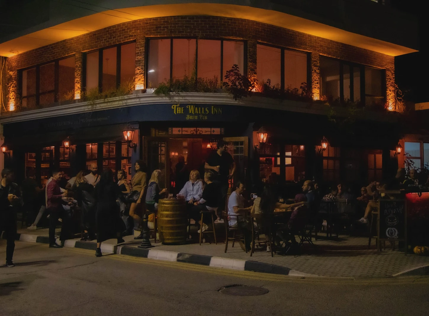 Lefkoşa Nicosia Barbers & Pub Gece Buluşmaları