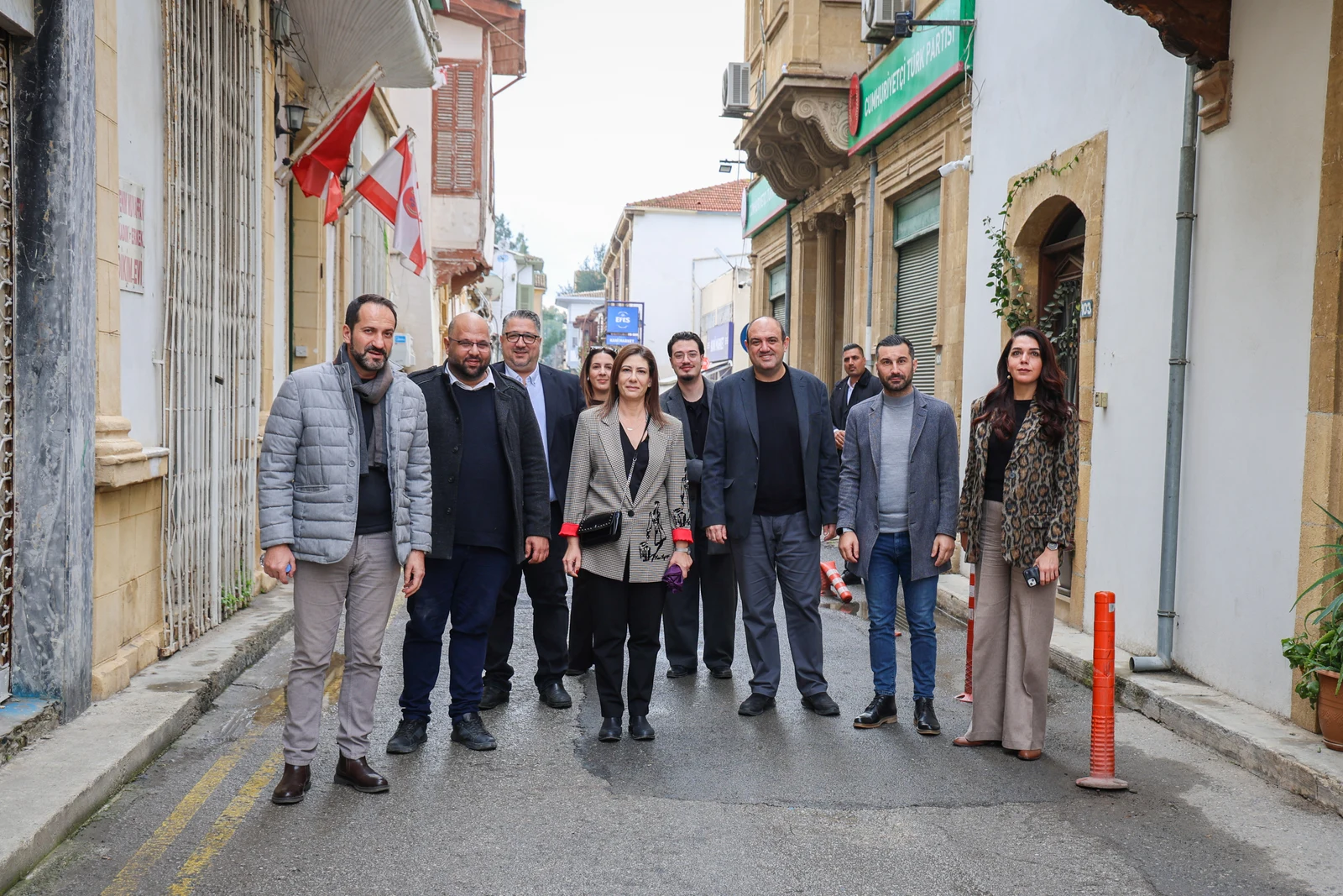 Lefkoşa Surlariçi Barlarında Plak ve Nostalji Geceleri
