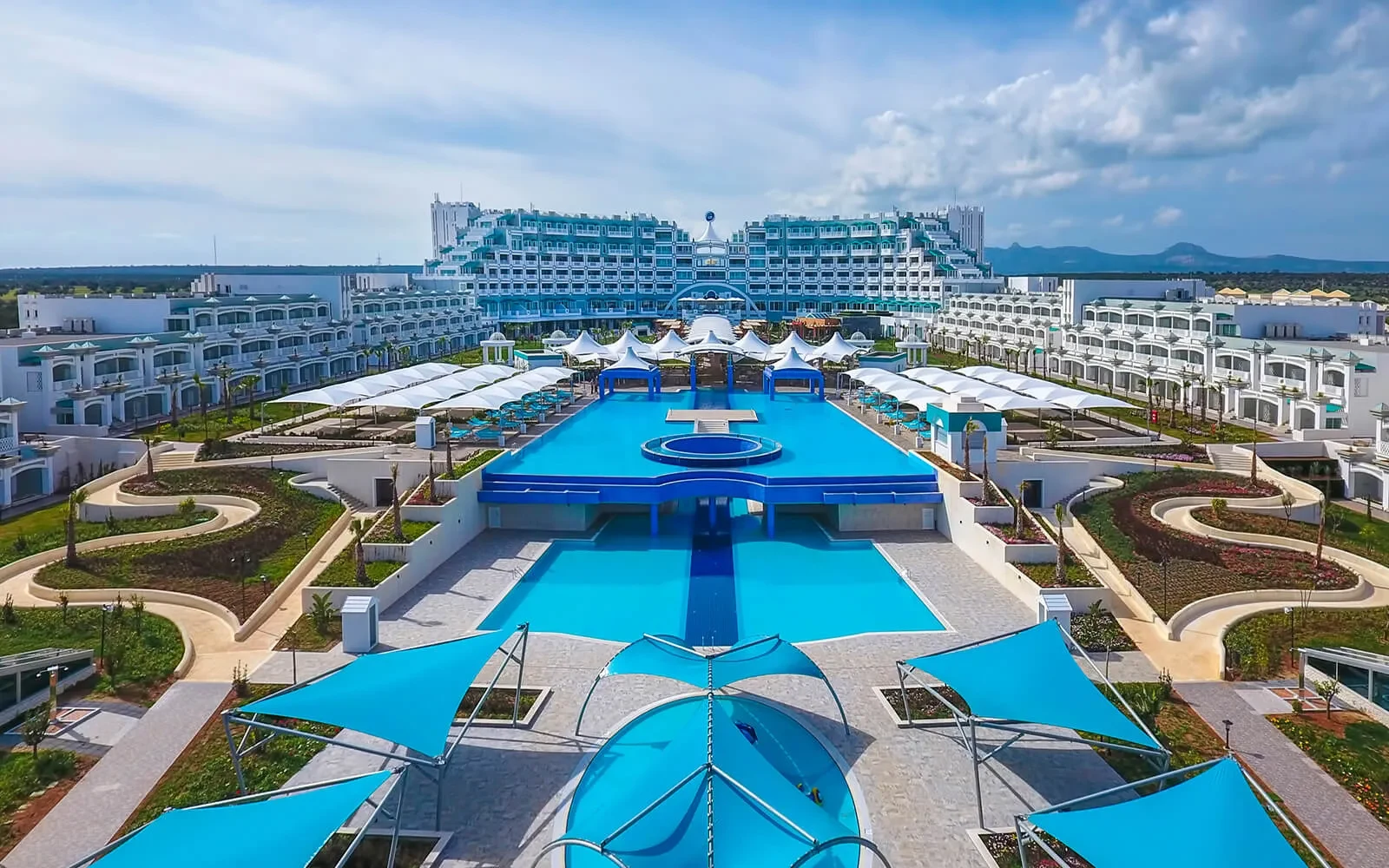 Limak Cyprus Deluxe Hotel Bafra Havuz Kompleksi İncelemesi