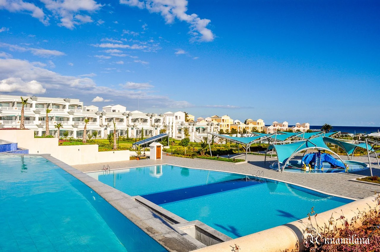 Limak Cyprus Havuz Alanı Konaklama ve Genel Görünüm