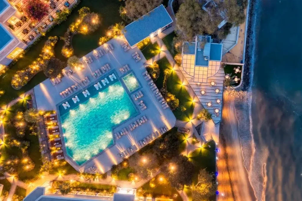 Merit Cyprus Gardens Havuz ve Sahil