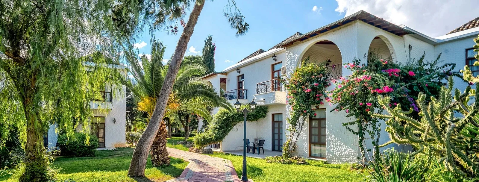 Merit Cyprus Gardens Konaklama ve Genel Görünüm