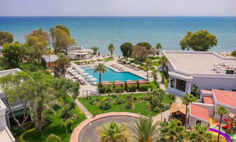 Merit Gardens Hotel Havuz ve Sahil
