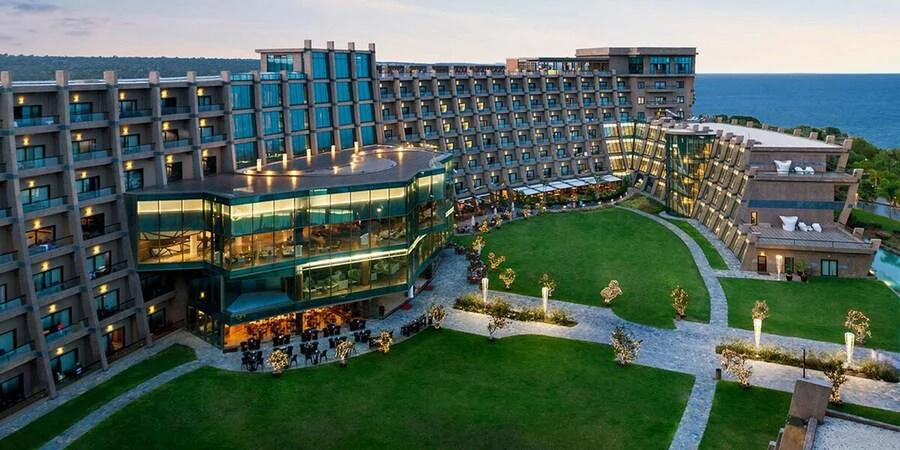 Nuh'un Gemisi Deluxe Hotel Bafra İnce Altın Kum Sahil ve İskele Bar